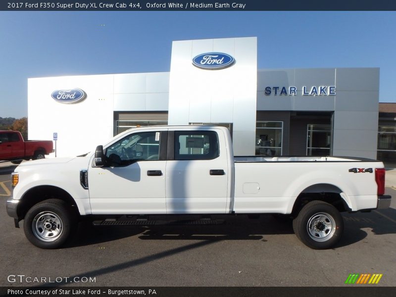 Oxford White / Medium Earth Gray 2017 Ford F350 Super Duty XL Crew Cab 4x4