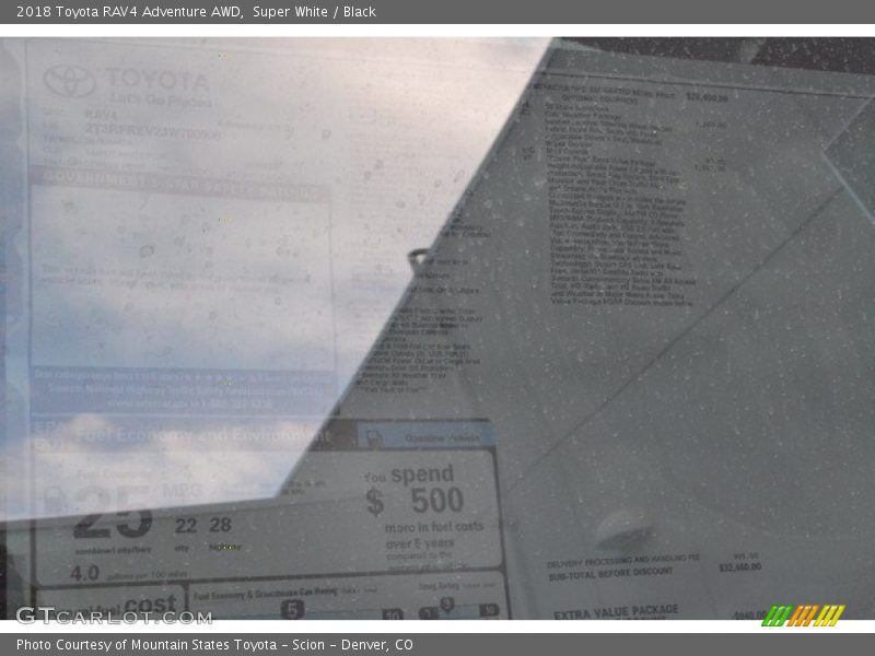 Super White / Black 2018 Toyota RAV4 Adventure AWD