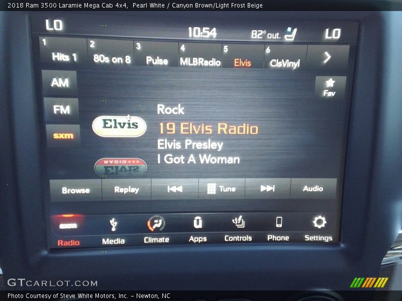 Pearl White / Canyon Brown/Light Frost Beige 2018 Ram 3500 Laramie Mega Cab 4x4