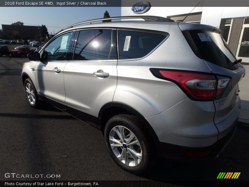Ingot Silver / Charcoal Black 2018 Ford Escape SE 4WD