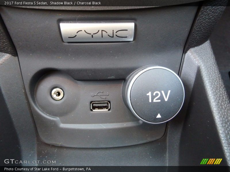 Shadow Black / Charcoal Black 2017 Ford Fiesta S Sedan