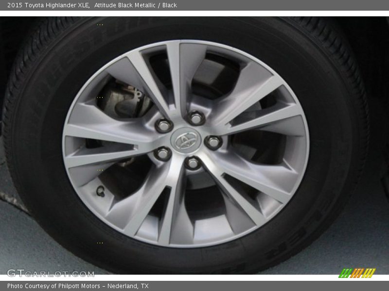 Attitude Black Metallic / Black 2015 Toyota Highlander XLE