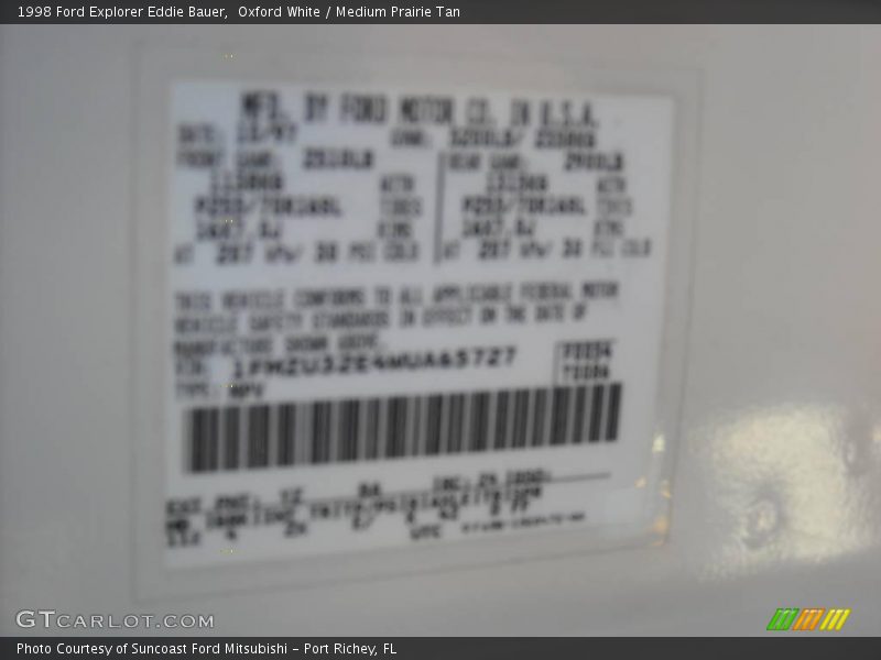 Oxford White / Medium Prairie Tan 1998 Ford Explorer Eddie Bauer