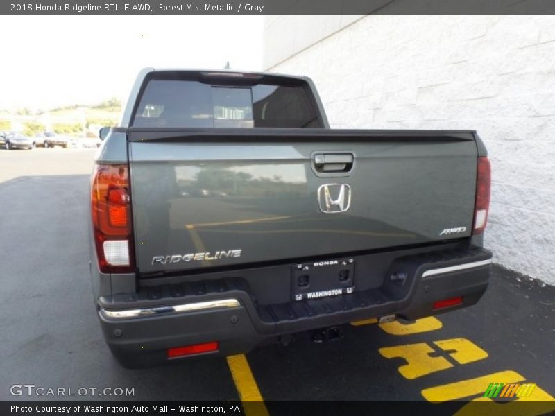 Forest Mist Metallic / Gray 2018 Honda Ridgeline RTL-E AWD