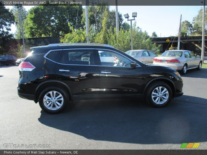 Super Black / Almond 2015 Nissan Rogue SV AWD
