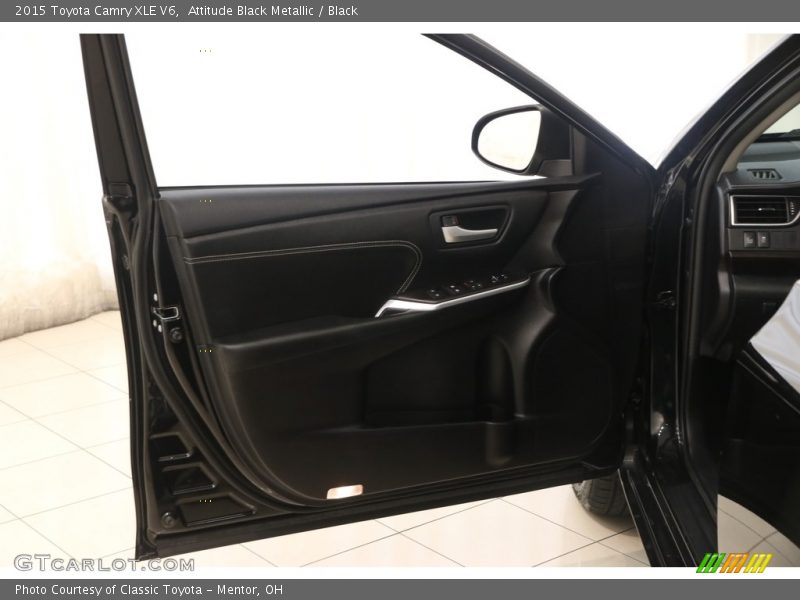 Attitude Black Metallic / Black 2015 Toyota Camry XLE V6