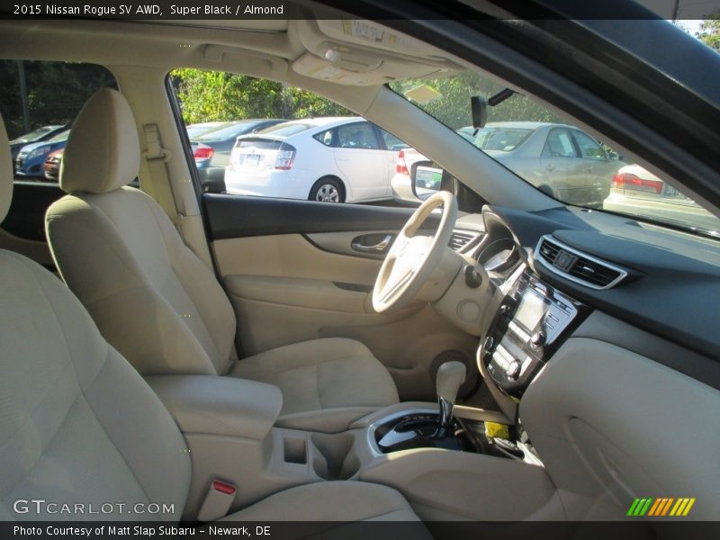 Super Black / Almond 2015 Nissan Rogue SV AWD