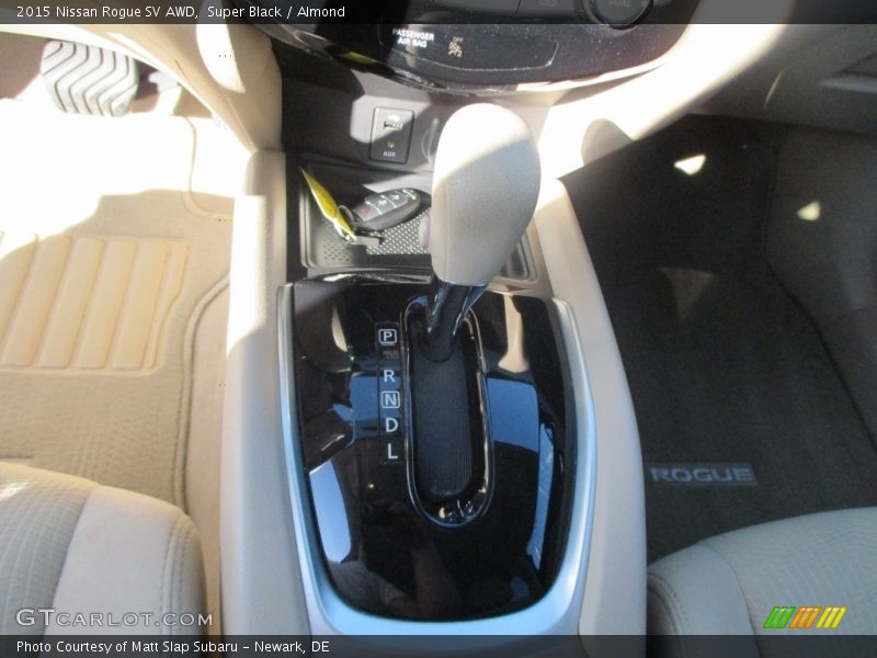 Super Black / Almond 2015 Nissan Rogue SV AWD