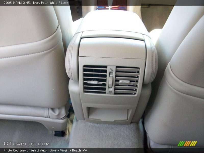 Ivory Pearl White / Latte 2005 Infiniti Q 45