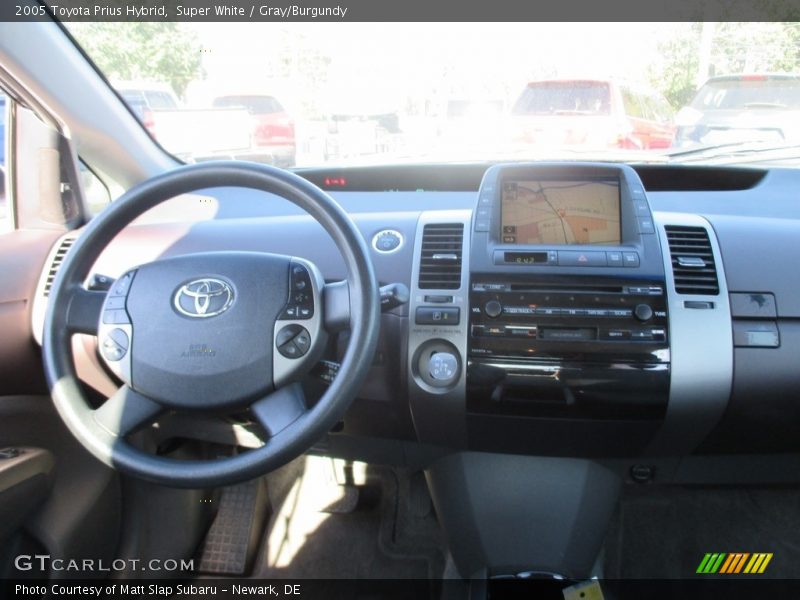 Super White / Gray/Burgundy 2005 Toyota Prius Hybrid