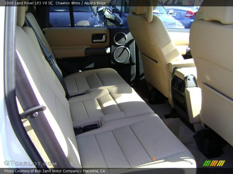 Chawton White / Alpaca Beige 2006 Land Rover LR3 V8 SE