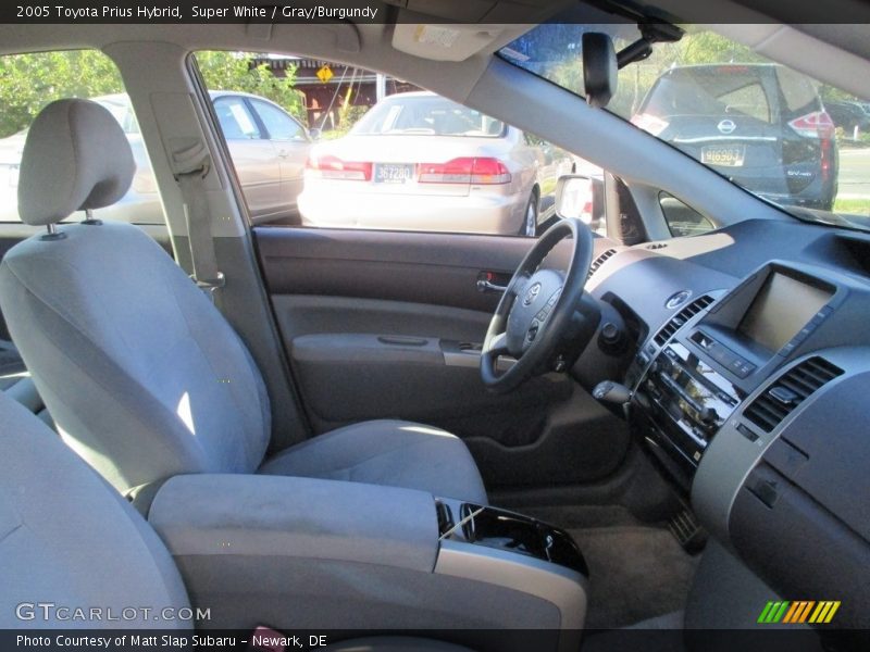 Super White / Gray/Burgundy 2005 Toyota Prius Hybrid