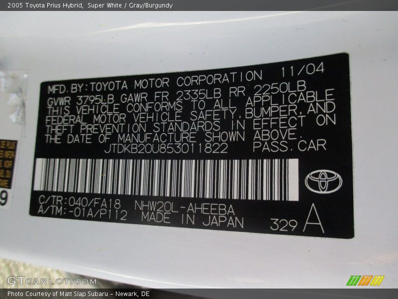 Super White / Gray/Burgundy 2005 Toyota Prius Hybrid