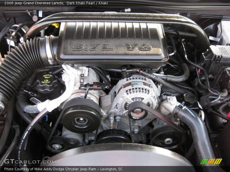 Dark Khaki Pearl / Khaki 2006 Jeep Grand Cherokee Laredo