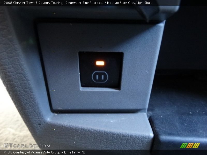 Clearwater Blue Pearlcoat / Medium Slate Gray/Light Shale 2008 Chrysler Town & Country Touring