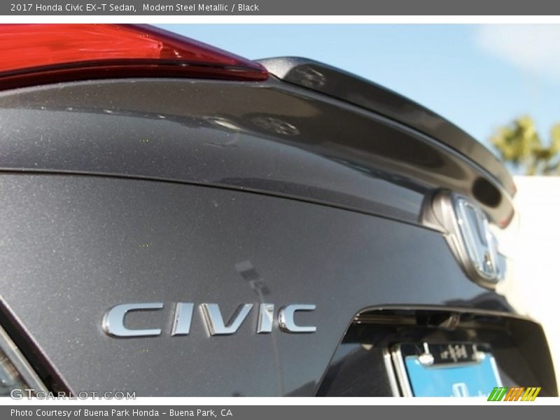 Modern Steel Metallic / Black 2017 Honda Civic EX-T Sedan