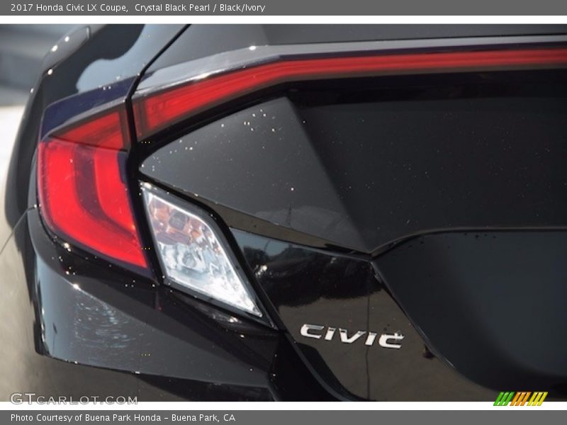 Crystal Black Pearl / Black/Ivory 2017 Honda Civic LX Coupe