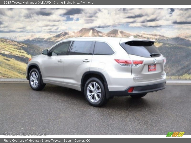 Creme Brulee Mica / Almond 2015 Toyota Highlander XLE AWD