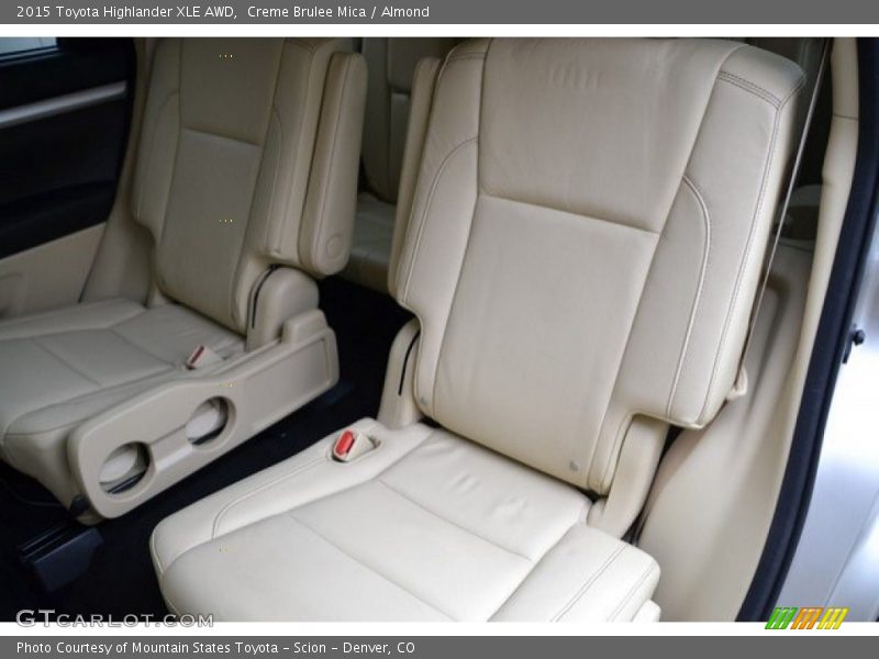 Creme Brulee Mica / Almond 2015 Toyota Highlander XLE AWD