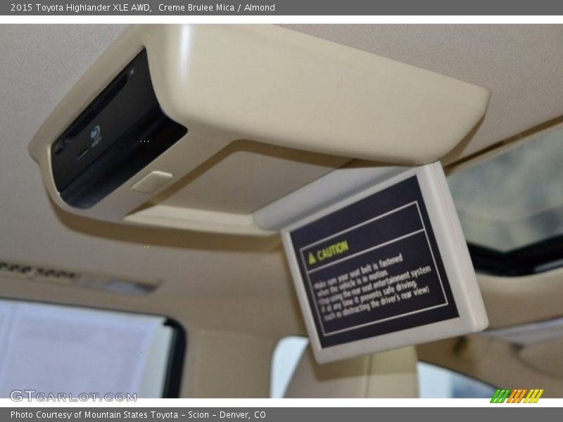 Creme Brulee Mica / Almond 2015 Toyota Highlander XLE AWD