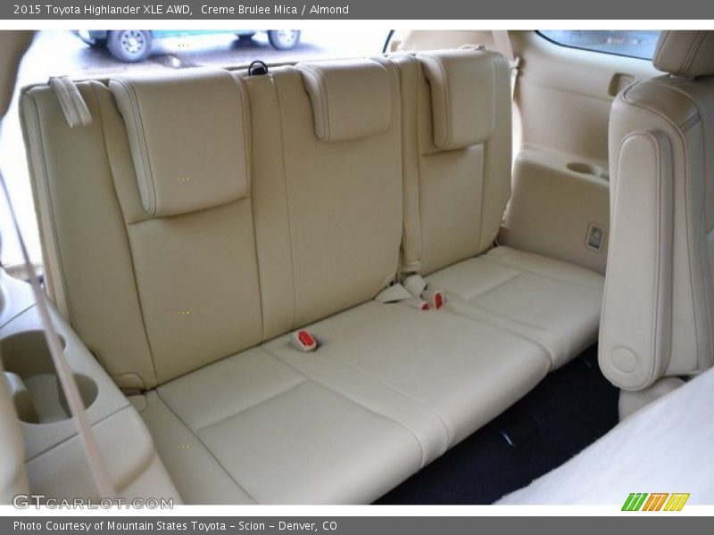 Creme Brulee Mica / Almond 2015 Toyota Highlander XLE AWD