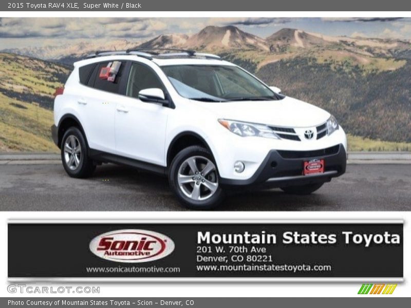 Super White / Black 2015 Toyota RAV4 XLE