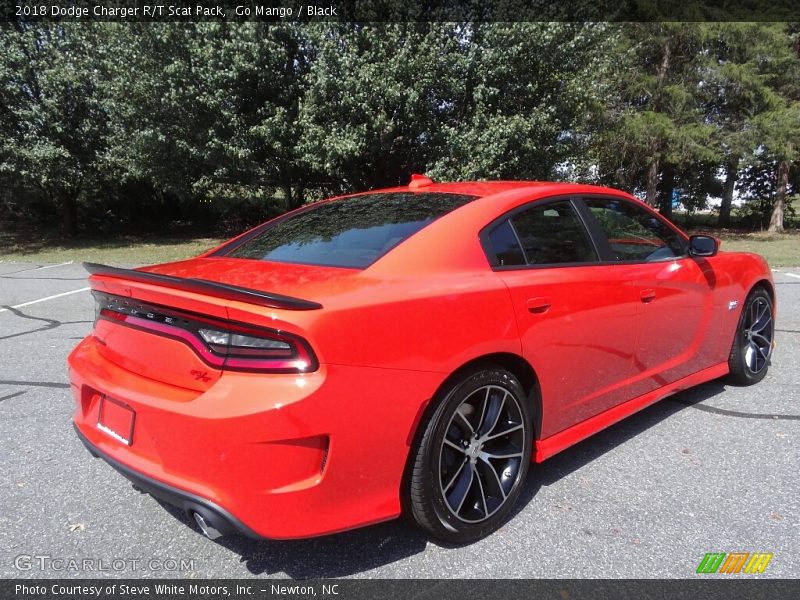 Go Mango / Black 2018 Dodge Charger R/T Scat Pack