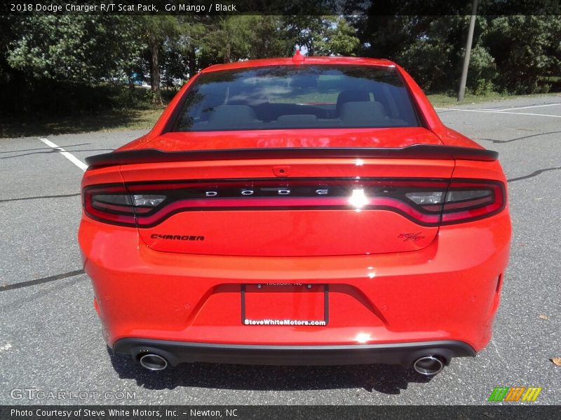Go Mango / Black 2018 Dodge Charger R/T Scat Pack