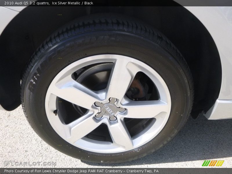 Ice Silver Metallic / Black 2010 Audi Q5 3.2 quattro
