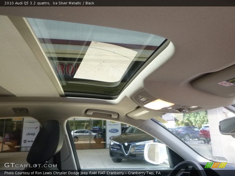Ice Silver Metallic / Black 2010 Audi Q5 3.2 quattro