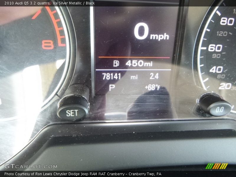 Ice Silver Metallic / Black 2010 Audi Q5 3.2 quattro