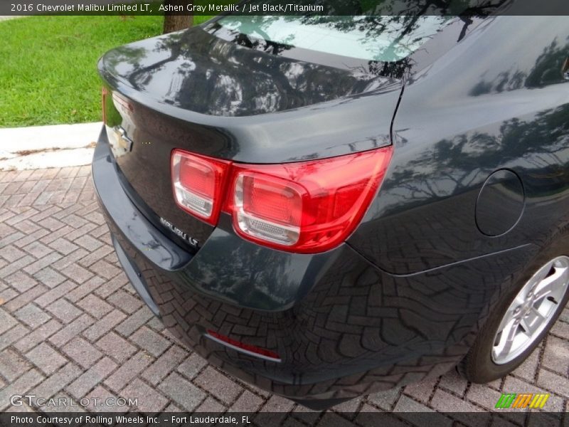 Ashen Gray Metallic / Jet Black/Titanium 2016 Chevrolet Malibu Limited LT
