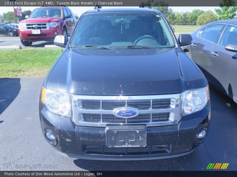 Tuxedo Black Metallic / Charcoal Black 2011 Ford Escape XLT 4WD