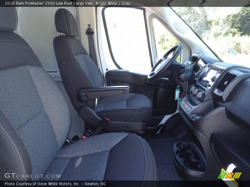 Bright White / Gray 2018 Ram ProMaster 1500 Low Roof Cargo Van