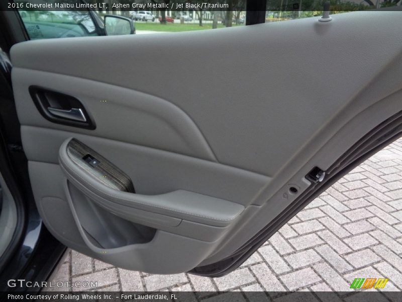 Ashen Gray Metallic / Jet Black/Titanium 2016 Chevrolet Malibu Limited LT