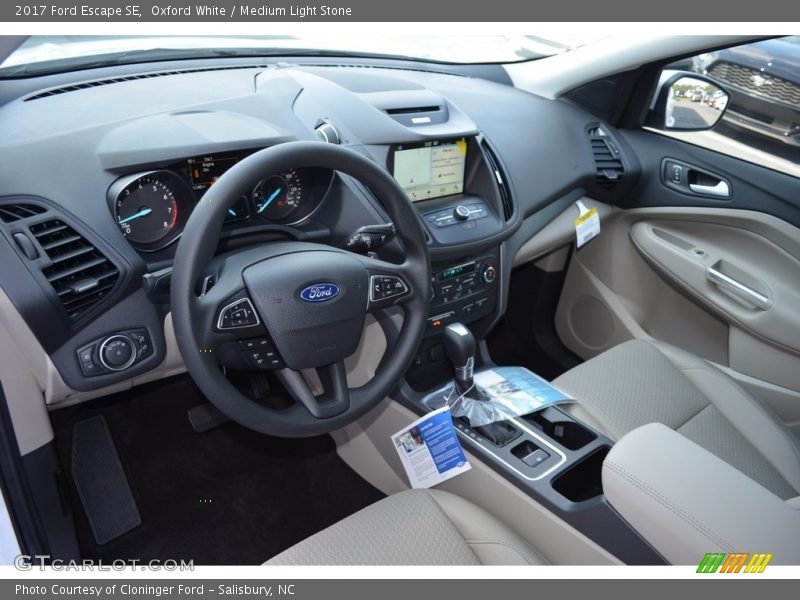 Oxford White / Medium Light Stone 2017 Ford Escape SE