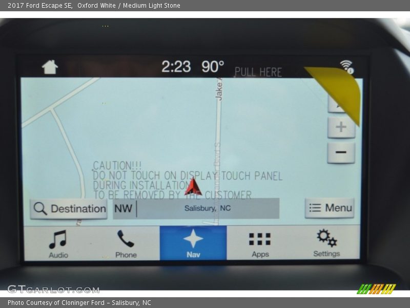 Oxford White / Medium Light Stone 2017 Ford Escape SE