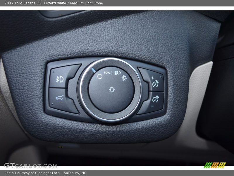 Oxford White / Medium Light Stone 2017 Ford Escape SE