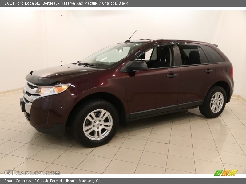 Bordeaux Reserve Red Metallic / Charcoal Black 2011 Ford Edge SE