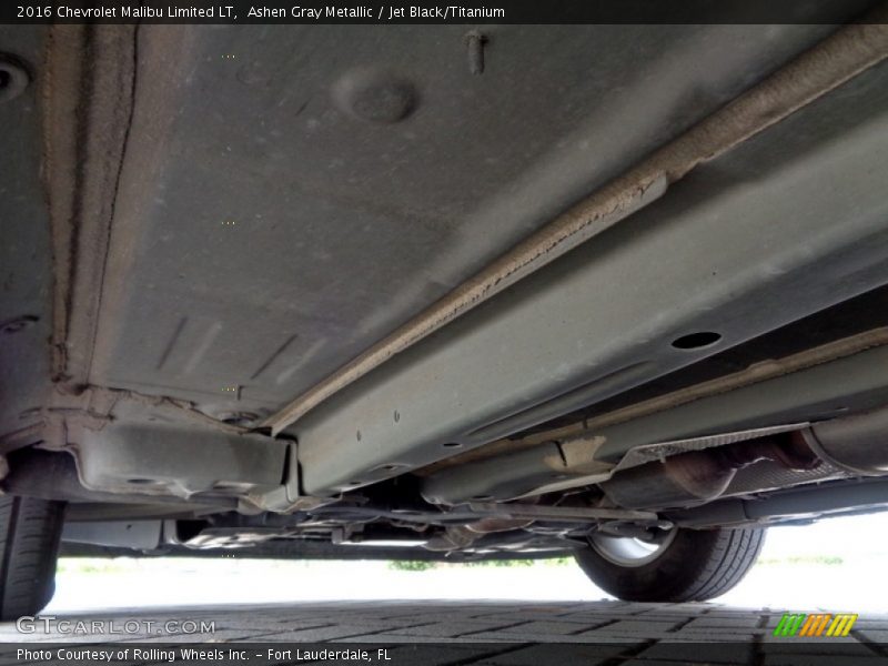 Ashen Gray Metallic / Jet Black/Titanium 2016 Chevrolet Malibu Limited LT