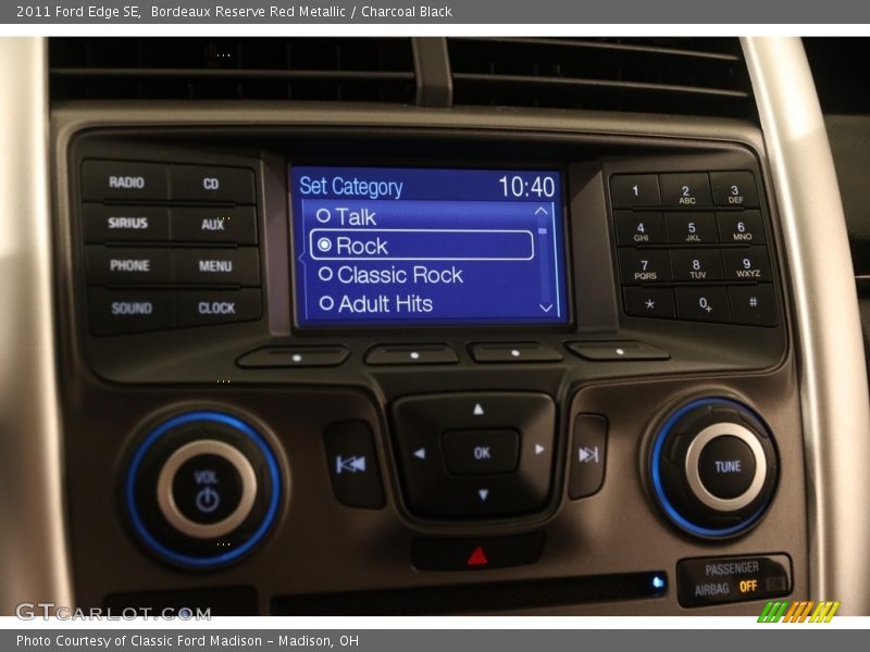 Bordeaux Reserve Red Metallic / Charcoal Black 2011 Ford Edge SE