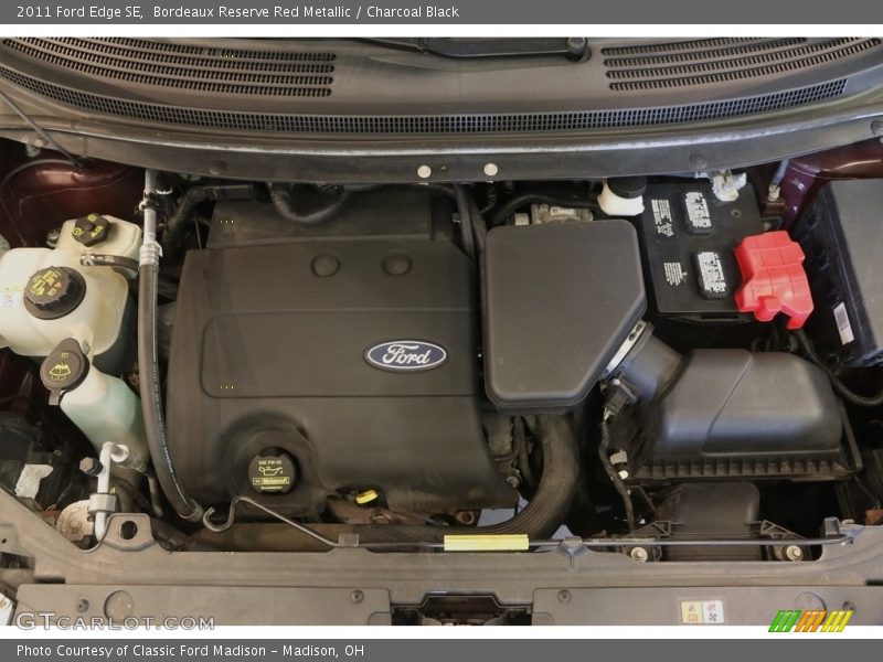 Bordeaux Reserve Red Metallic / Charcoal Black 2011 Ford Edge SE