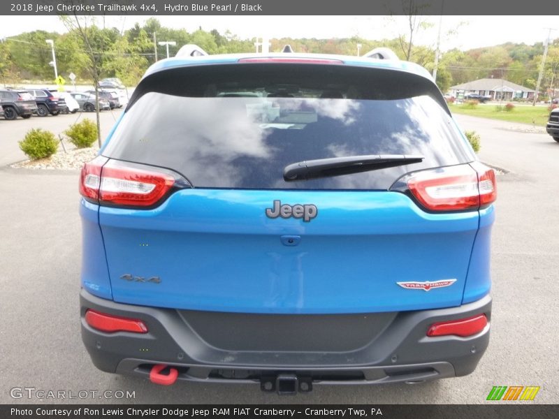Hydro Blue Pearl / Black 2018 Jeep Cherokee Trailhawk 4x4