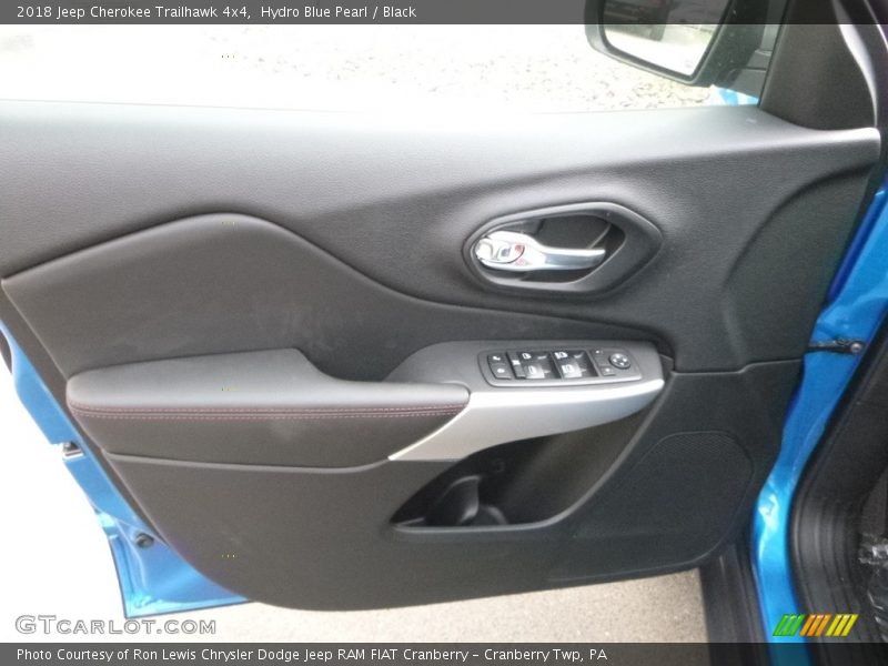 Hydro Blue Pearl / Black 2018 Jeep Cherokee Trailhawk 4x4