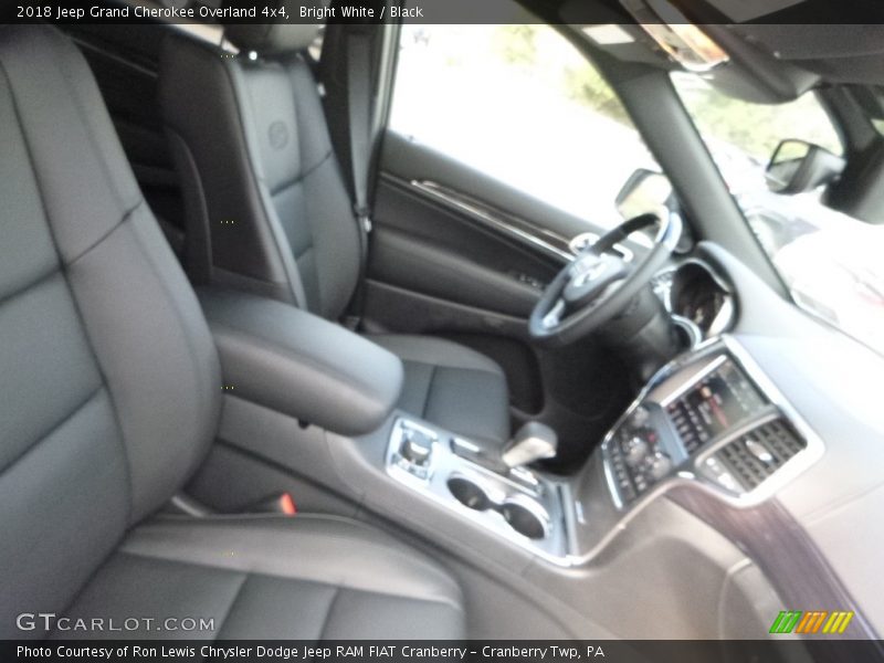 Bright White / Black 2018 Jeep Grand Cherokee Overland 4x4