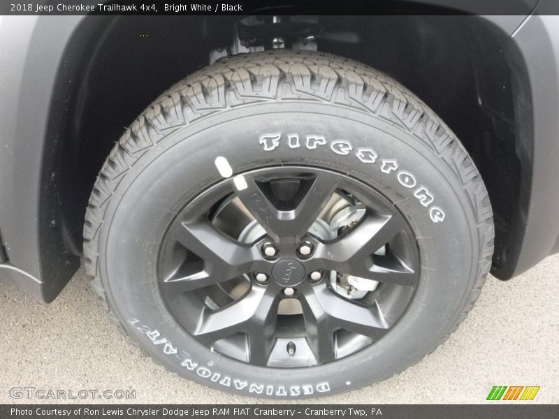 Bright White / Black 2018 Jeep Cherokee Trailhawk 4x4