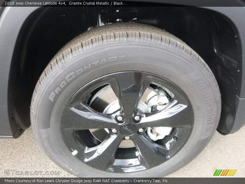 Granite Crystal Metallic / Black 2018 Jeep Cherokee Latitude 4x4