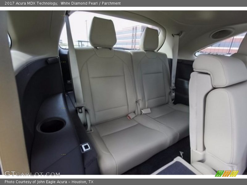 White Diamond Pearl / Parchment 2017 Acura MDX Technology
