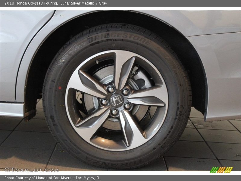 Lunar Silver Metallic / Gray 2018 Honda Odyssey Touring