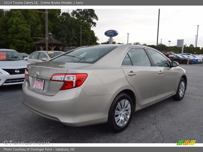 Creme Brulee Metallic / Ivory 2014 Toyota Camry LE